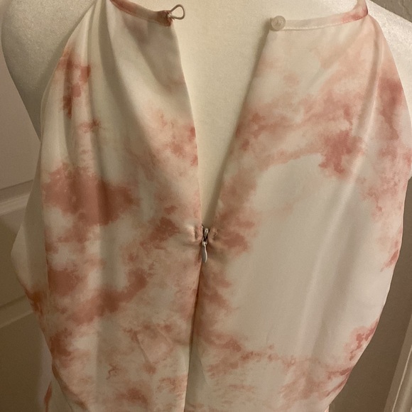 Halter Dress size L very pretty and flowing dress. Mauve and cream. - Picture 9 of 12